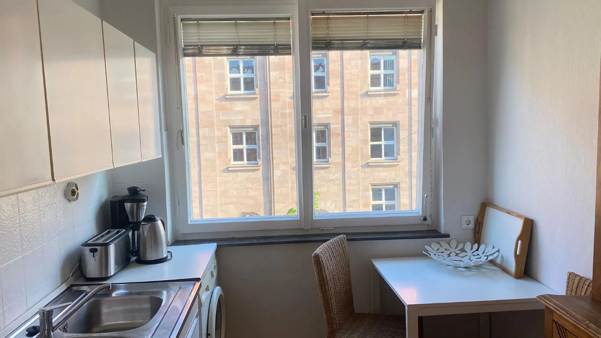2-Zimmer-Wohnung Mit Balkon In Der City Nuremberg 0*,  Allemagne