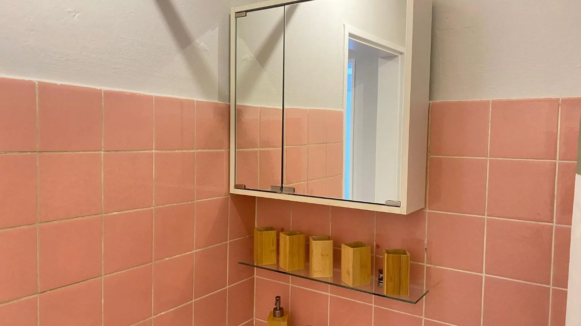 2-Zimmer-Wohnung Mit Balkon In Der City Nuremberg Allemagne